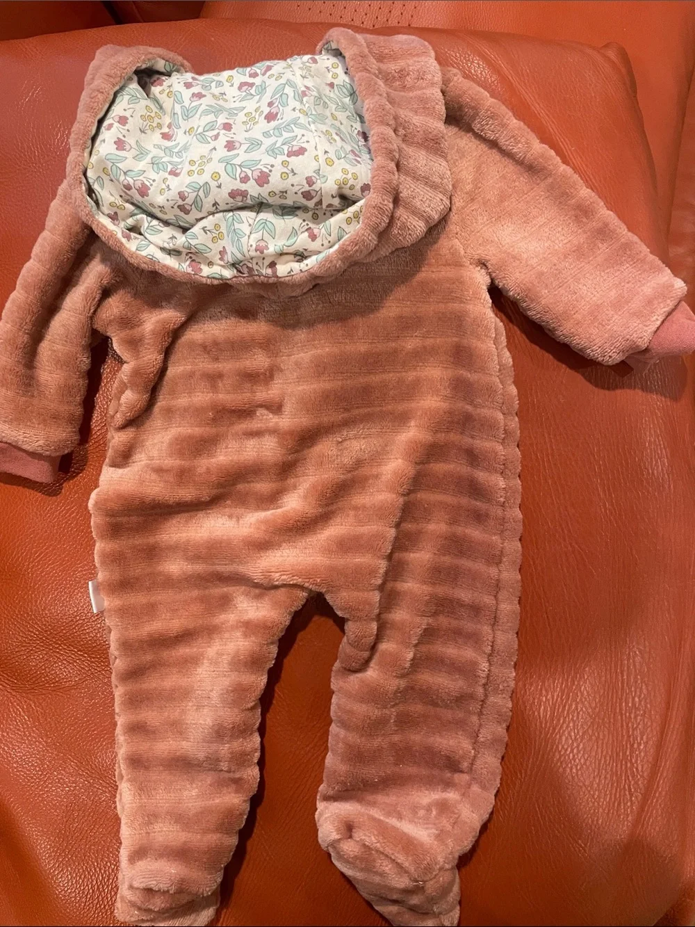 Tahari Plush Hooded Footie in Dusty Pink